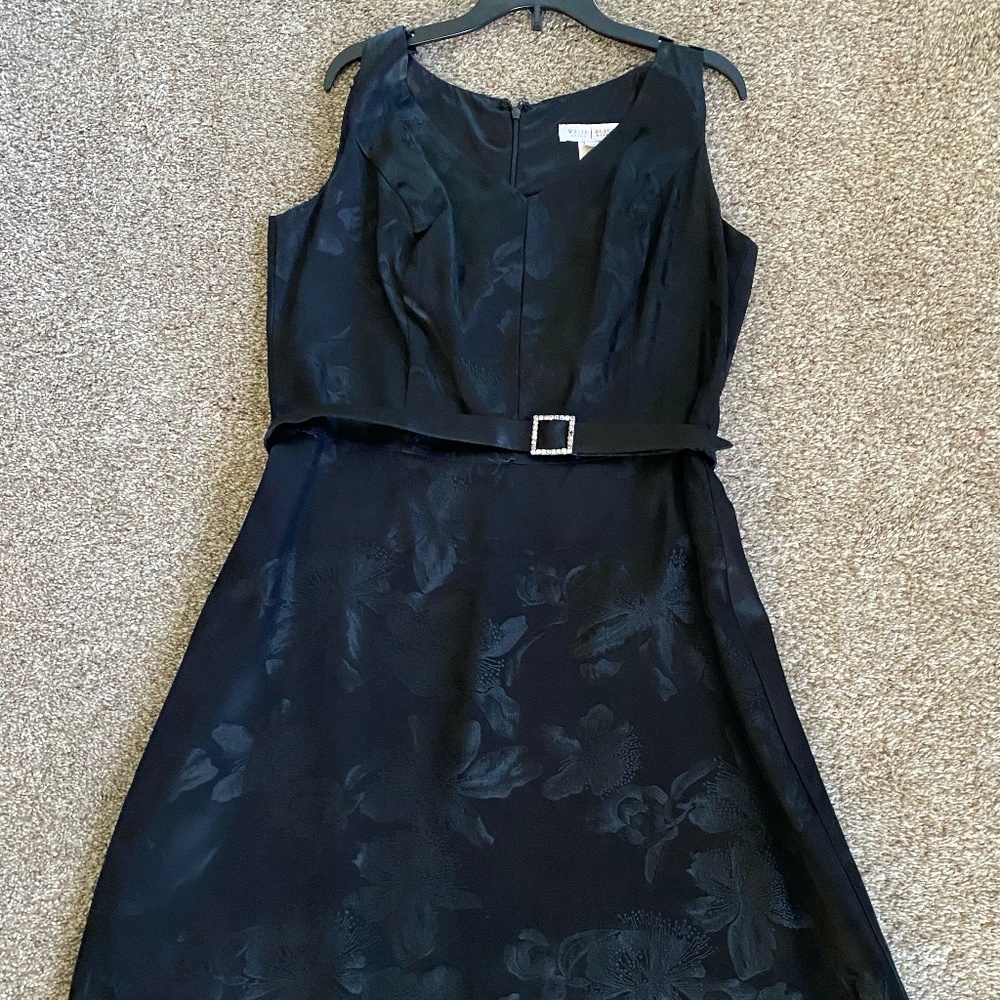 White House Black Market Dress, Size 12, Black, Belted, Back Zipper